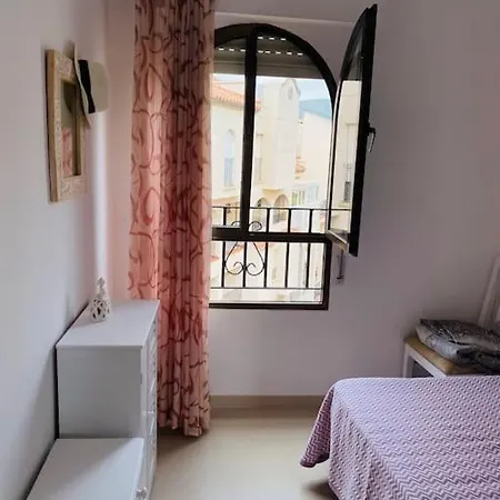 1 Linea, 2 Bedrooms Duplex, Sea View, 50 M From Apartment